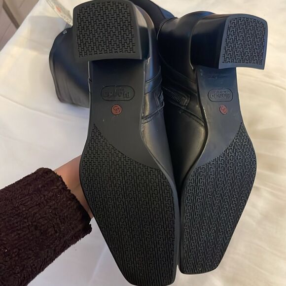 BLONDO CANADA WATERPROOF LEATHER BOOTS.   NEW.  STYLE IS TRUDY - Picture 15 of 15